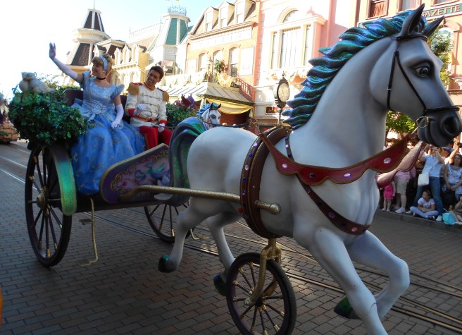 Cinderella Disney parade