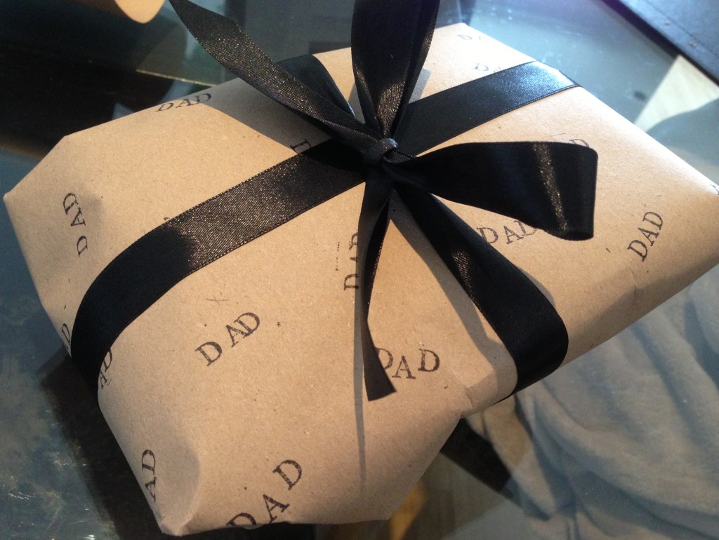 Creative Gift Wrapping: Father’s Day – English Rose from Manchester's Blog