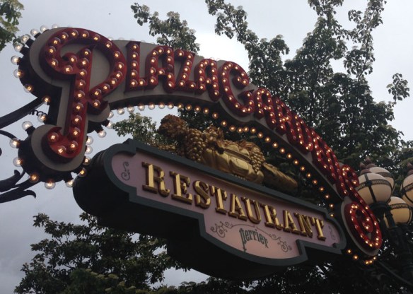 plaza gardens disneyland paris