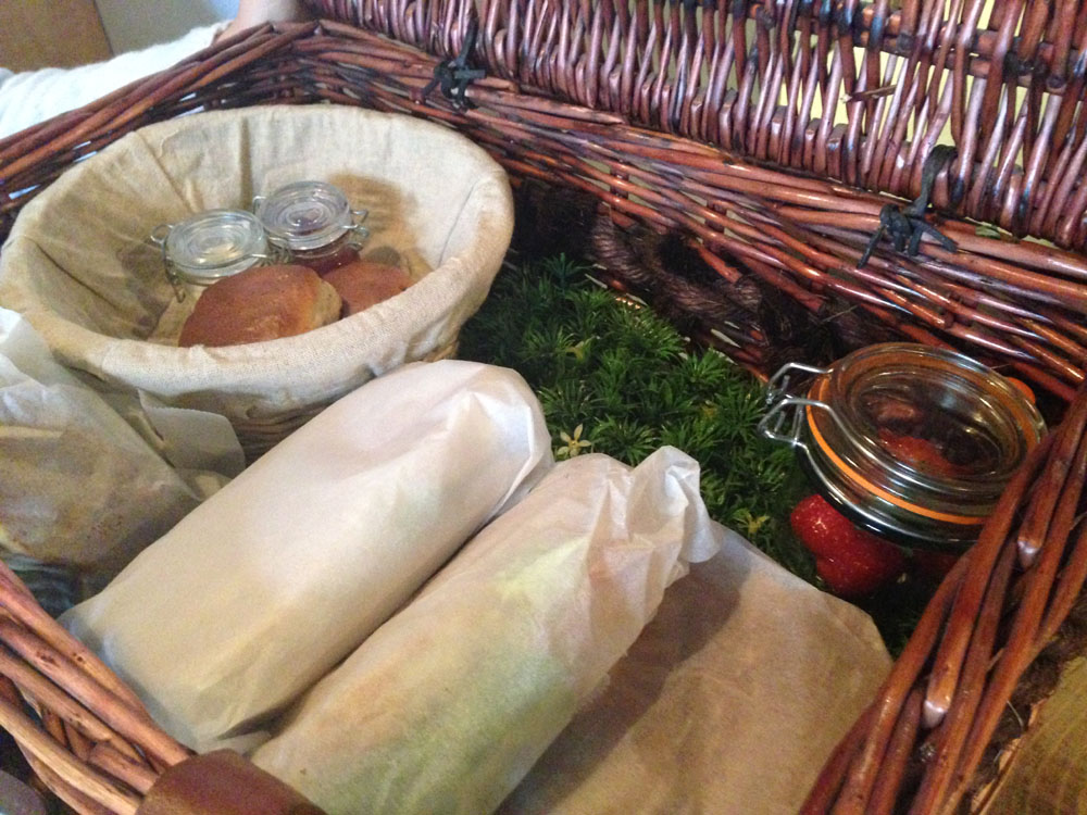 picnic basket afternoon tea