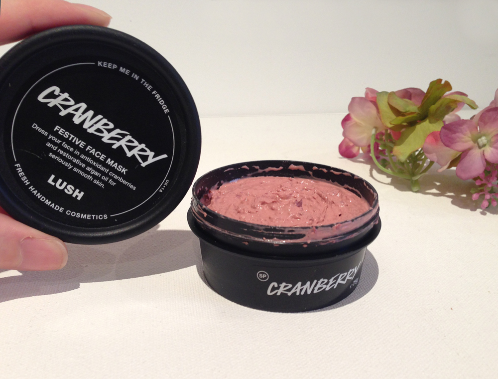 Lush Cranberry festive face mask review