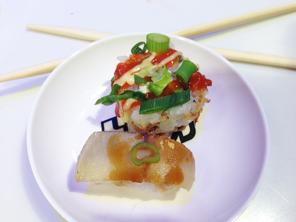 Dynamite roll Yo Sushi