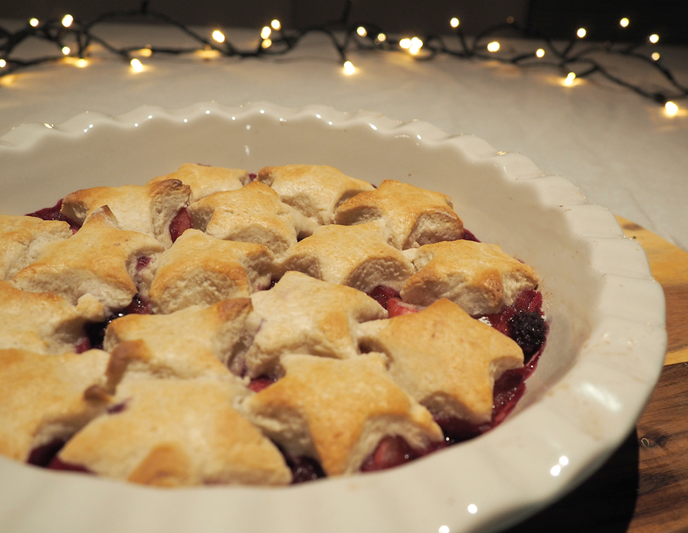 Apple and Blackberry Christmas cobbler
