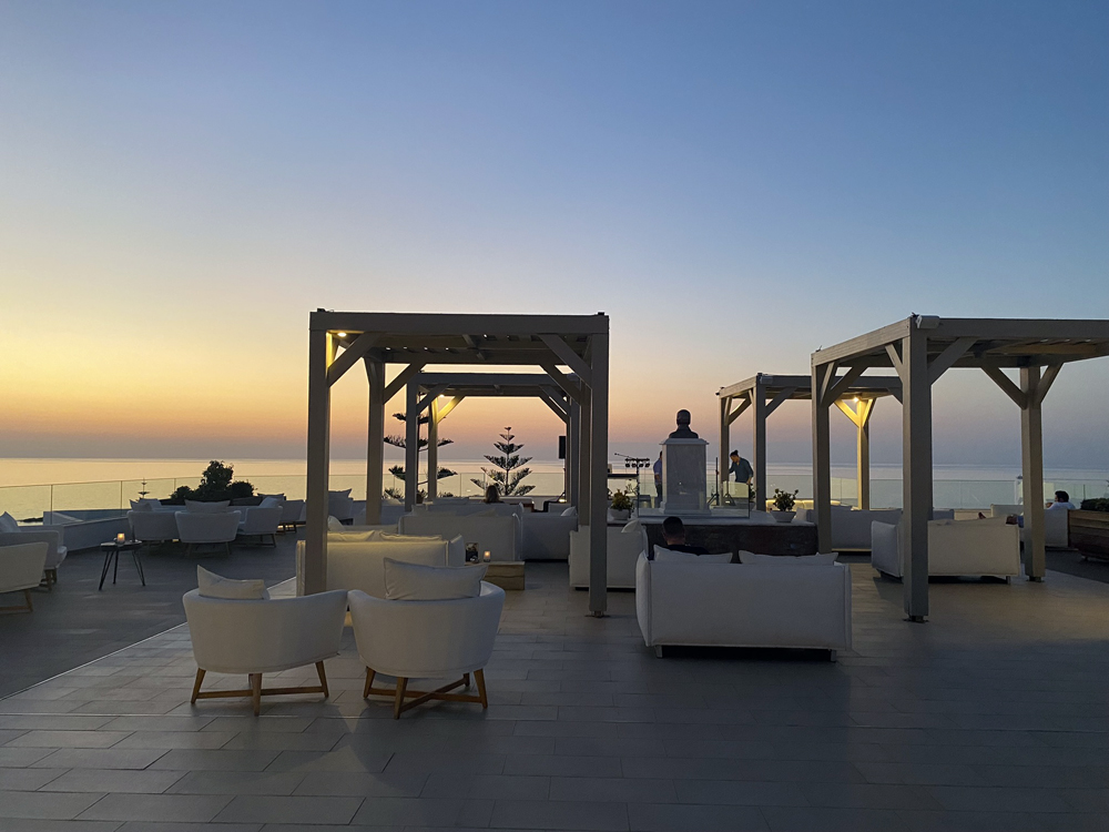 The Royal Blue Hotel, Crete, Sunset Lobby Bar